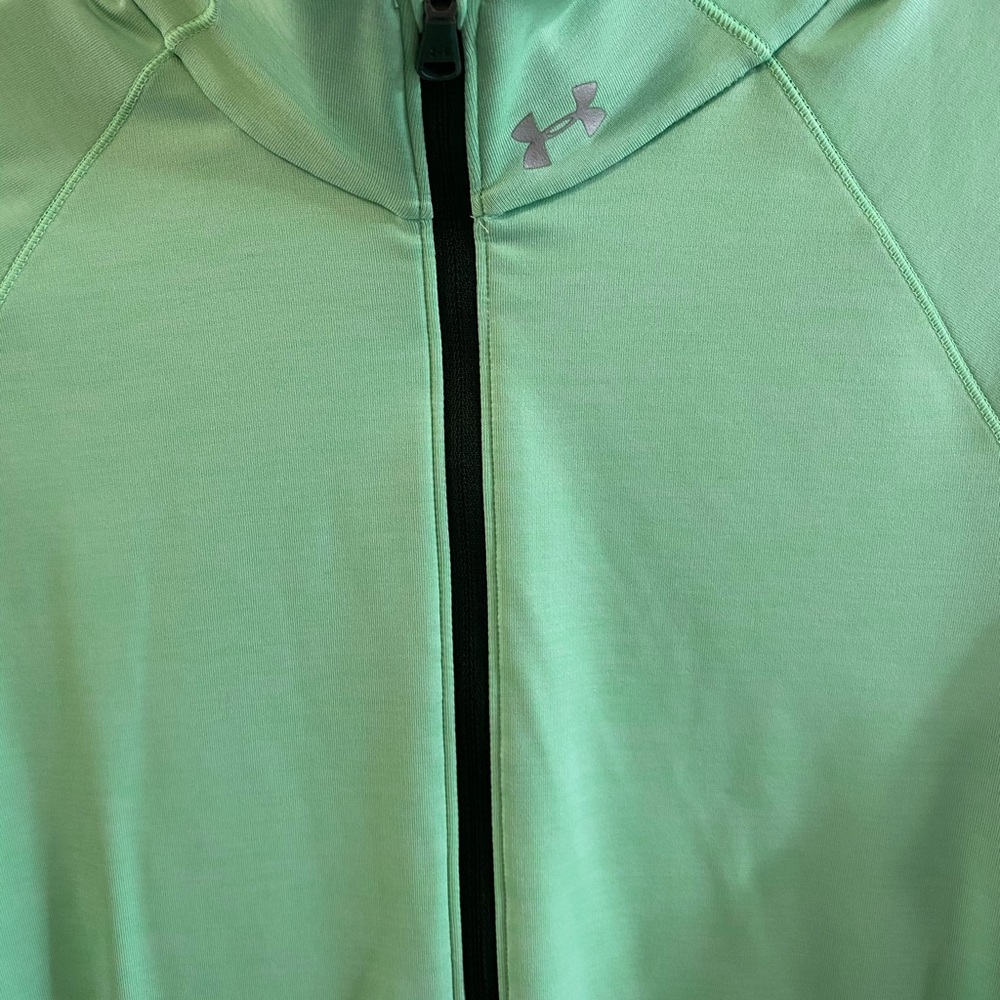 Under Armour Quarter Zip - Picture 2 of 4